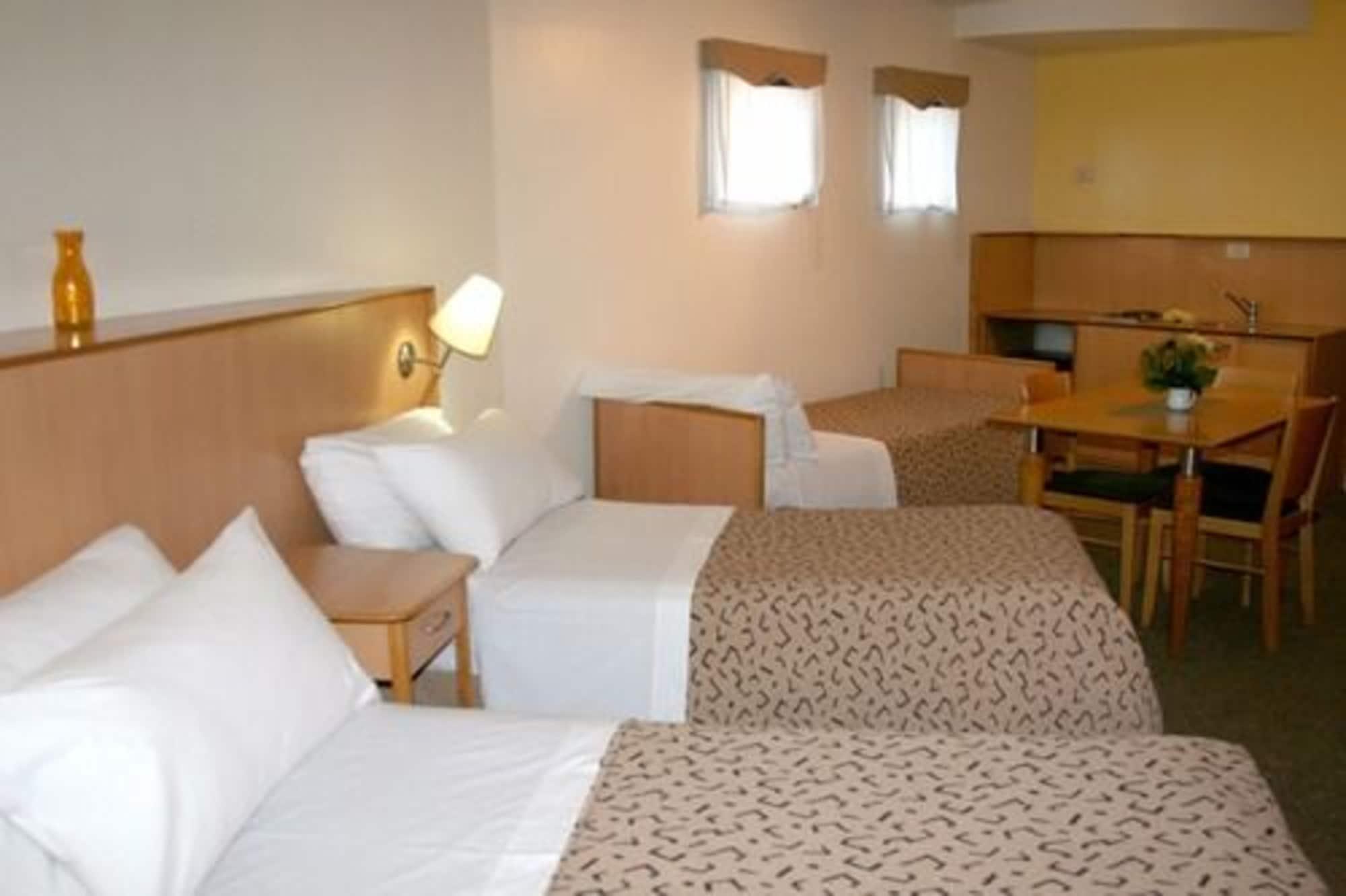Urbana Suites Mendoza Luaran gambar